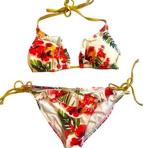 Guess swimsuit. Size M.